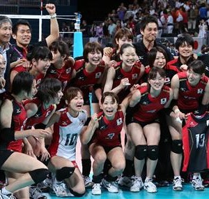 五輪 女子バレー28年ぶり銅メダル！韓国に雪辱